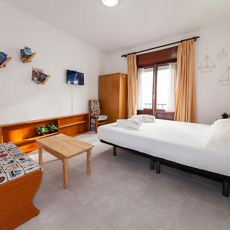 A13 - Channel Street Central Apartment Лагос Екстериор снимка
